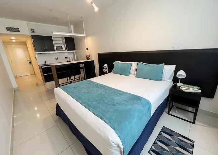 Cyan Recoleta Hotel