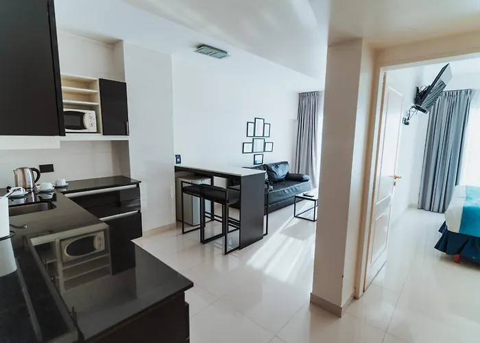 Cyan Recoleta Hotel