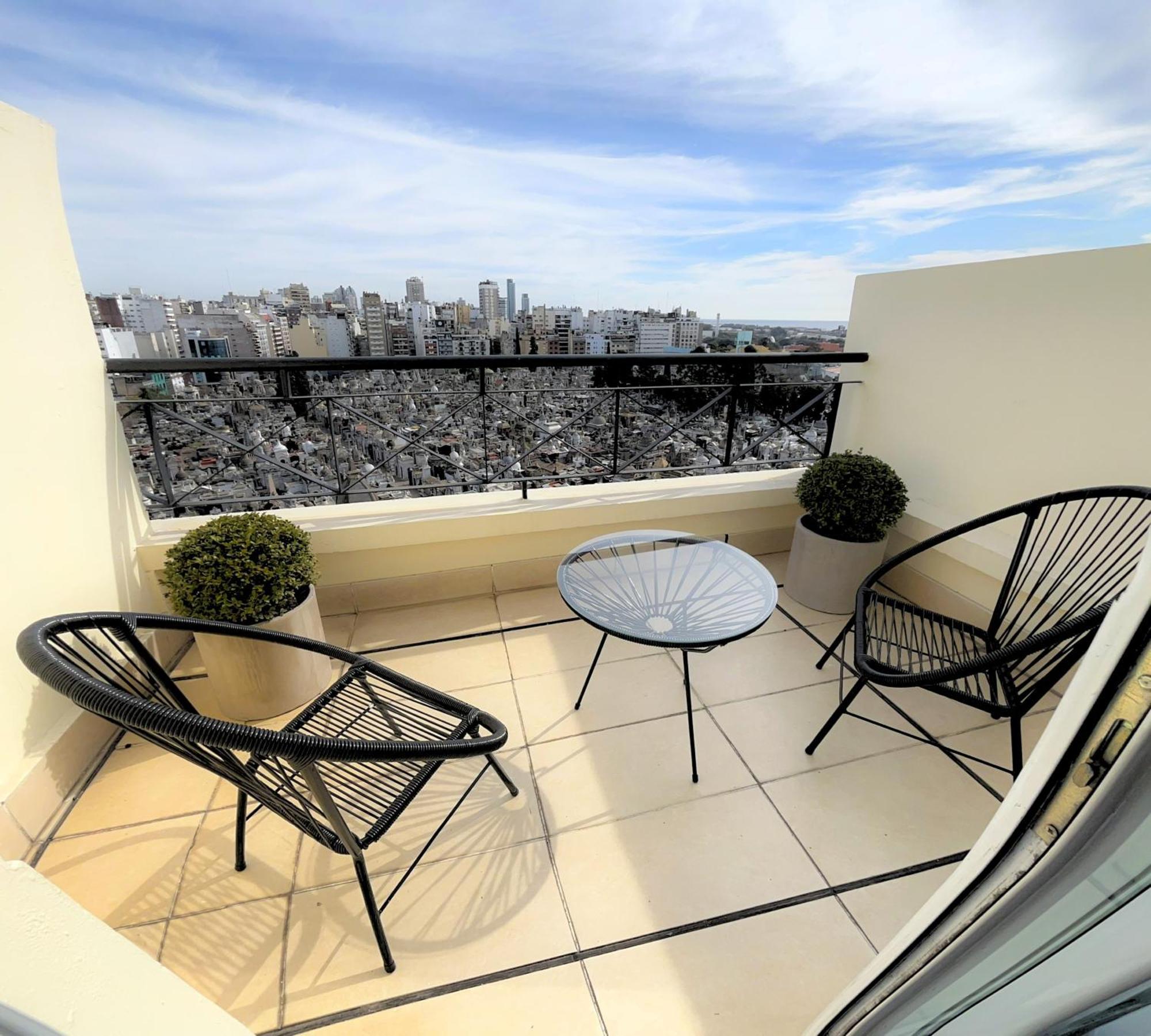 Cyan Recoleta Hotel