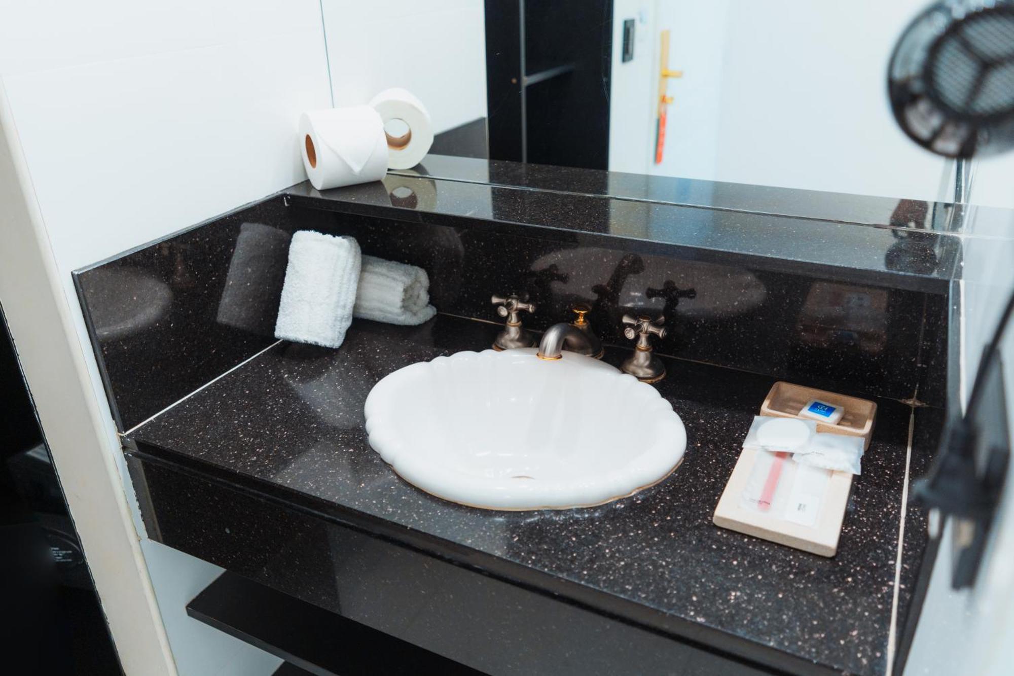 Cyan Recoleta Hotel